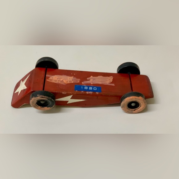 1980 Vintage Hand Crafted Homemade Pinewood Derby Race Car - Picture 9 of 15